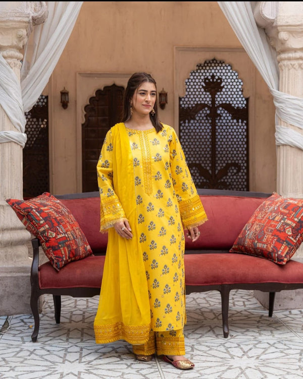 Zard-Bahaar – Elegant Summer Suit for Women